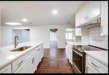 Main picture of 6210 Knoxville Dr