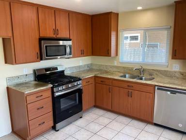 Main picture of 180 S Los Timbres St