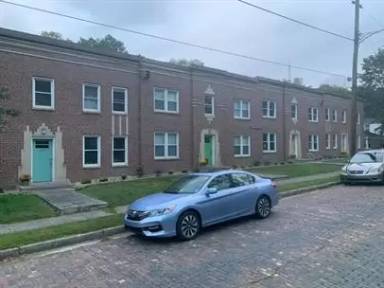 Main picture of 1009 Valley Rd