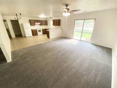 Main picture of 1243 W 520 S