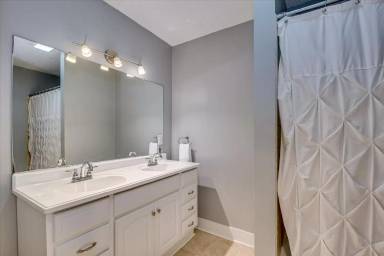 Main picture of 707 Bransford Rd