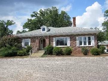 Main picture of 724 Highland Park Dr
