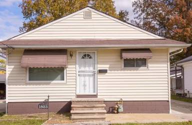 Main picture of 1823 Robindale St