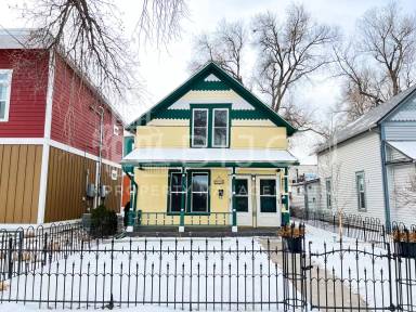 Main picture of 523 1/2 E Kiowa St