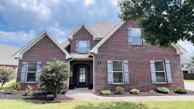 Main picture of 65 Maple Grove Blvd SW