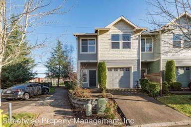 Main picture of 2227 NE Redelfs Way