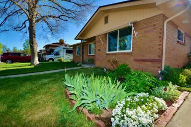 Main picture of 5440 Nolan St