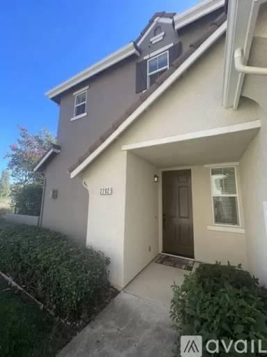 Main picture of 2702 Esplanade Cir