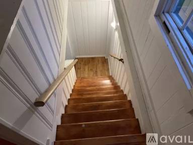 Main picture of 527 Danbury Rd