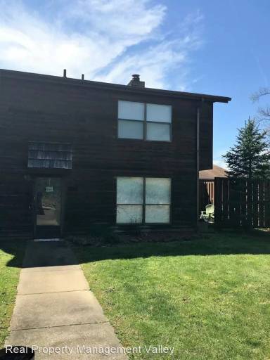 Main picture of 202 Hunters Ridge Rd