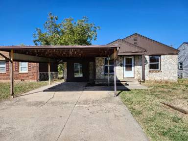 Main picture of 4757 SE 25th St