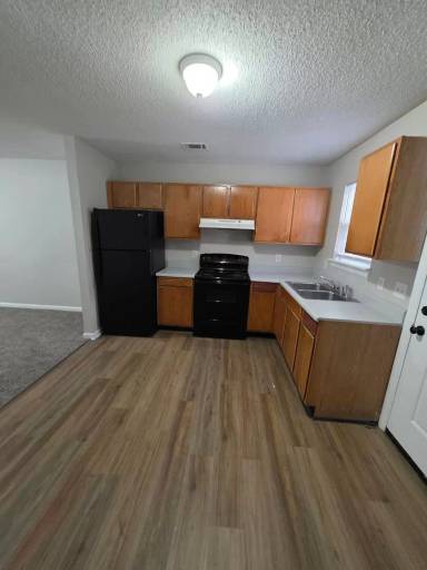 Main picture of 1209 Harmony St