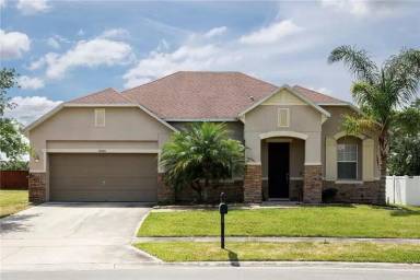 Main picture of 10060 Stratford Pointe Ave