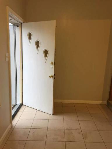 Main picture of 2520 S 61st St