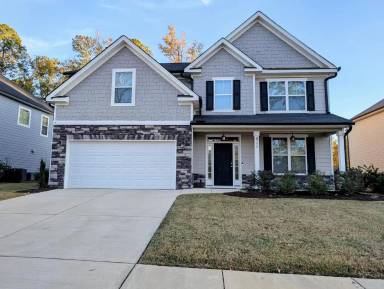 Main picture of 811 Lillian Park Dr