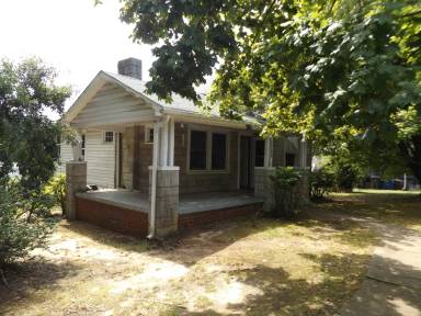 Main picture of 4441 Northampton Dr