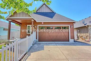 Main picture of 1200 SE Rasmussen Blvd