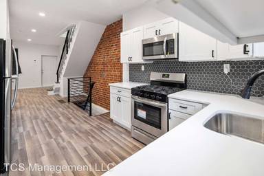 Main picture of 3232 N Bailey St