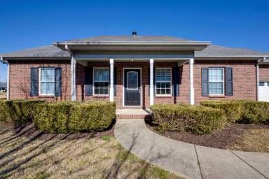 Main picture of 7305 Sheena Ln