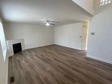 Main picture of 363 Plantations Blvd