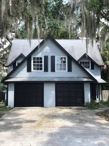 Main picture of 643 Woodward St