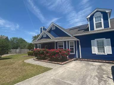 Main picture of 2100 Sapling Ct
