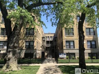 Main picture of 4815 N Christiana Ave