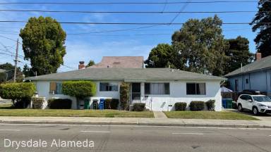 Main picture of 3007 Encinal Ave