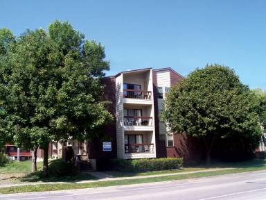 Main picture of 1009 S 1st St