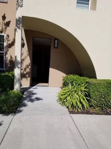 Main picture of 400 Regatta Ln