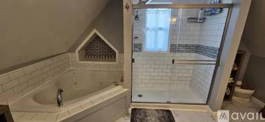 Main picture of 2174 Fairview Ave