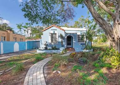 Main picture of 2255 Katherine St