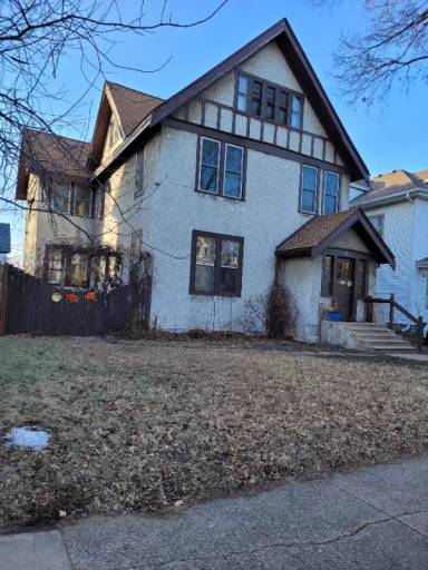 Main picture of 3344 1st Ave S