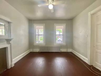 Main picture of 714 E King St