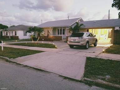 Main picture of 1517 Crestwood Blvd