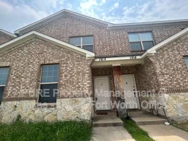 Main picture of 1918 Timber Oaks Dr