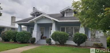 Main picture of 1509 W Friendly Ave