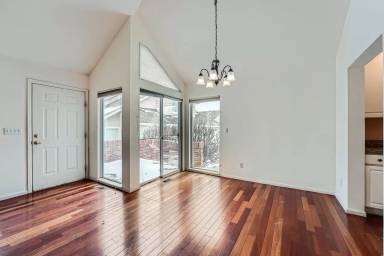 Main picture of 2121 S Troy Way