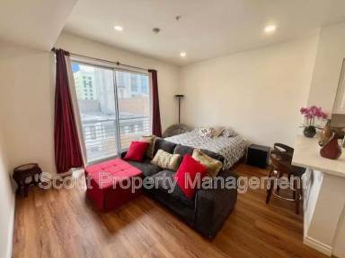 Main picture of Gaslamp City Square Condo