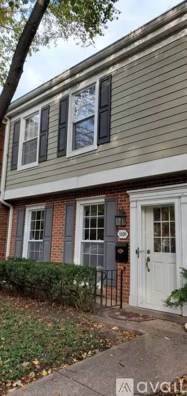 Main picture of 1520 Pebblecreek Dr