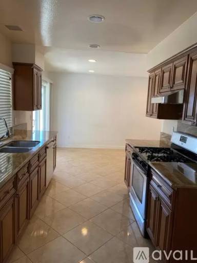Main picture of 518 Diamond Rd