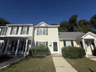 Main picture of 420 E Rose St