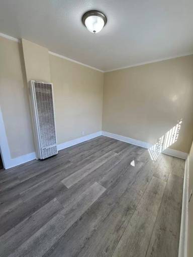 Main picture of 3524 Hyde Park Blvd