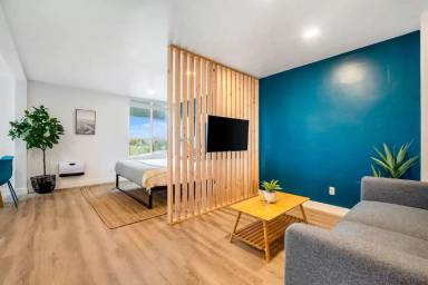 Main picture of 2821 Morena Blvd