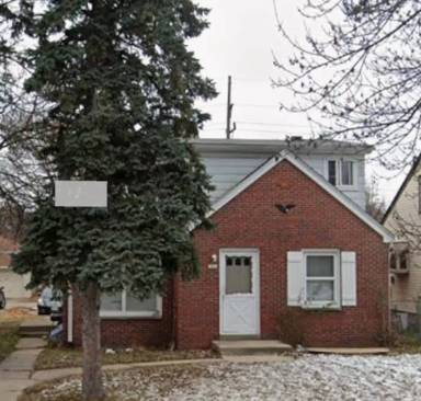 Main picture of 5831A N 76th St