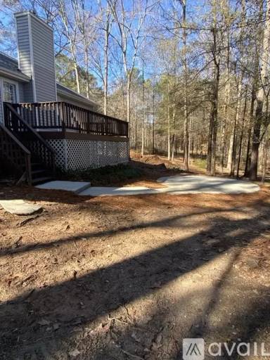 Main picture of 145 Oak Leaf Cir