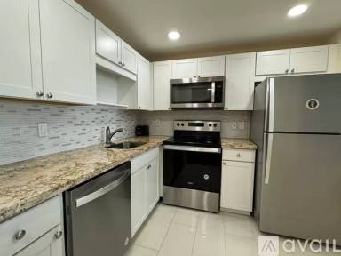 Main picture of 9355 SW 8th St