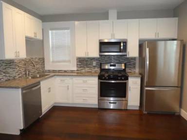 Main picture of 702 4th Ave E