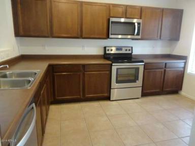 Main picture of 11214 W Pierce St