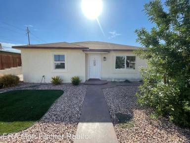 Main picture of 1003 S 6th Ave